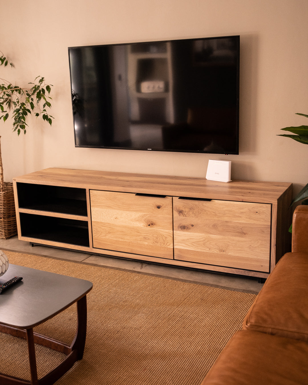 Amorie TV Unit