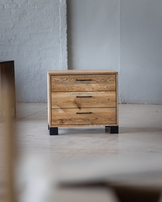 Zie Nightstand