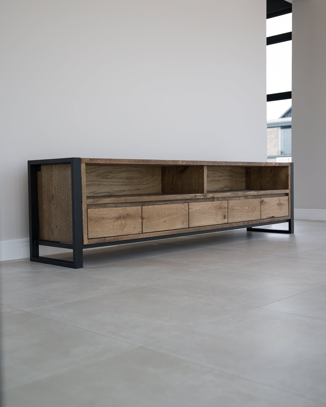Leah TV Unit