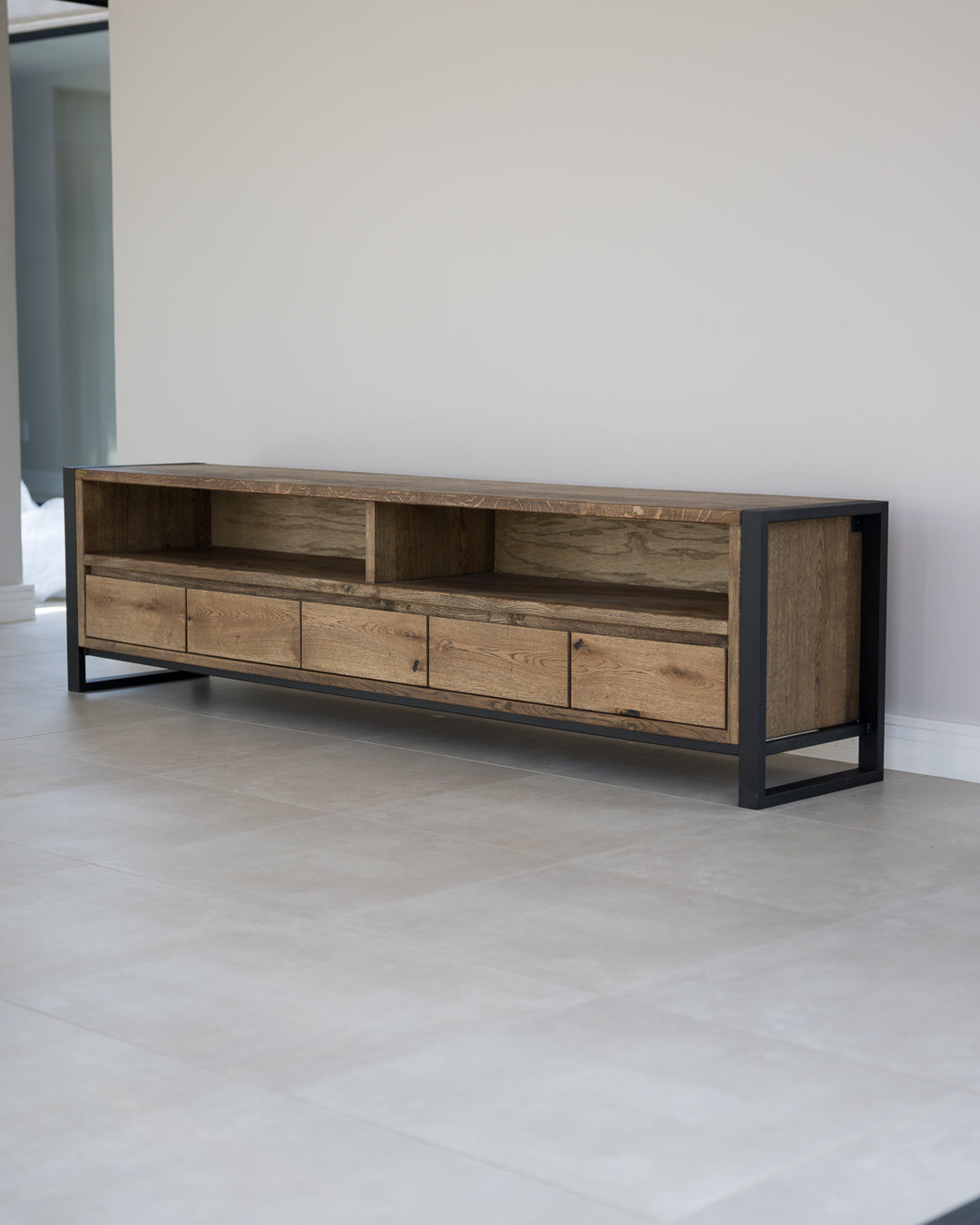 Leah TV Unit