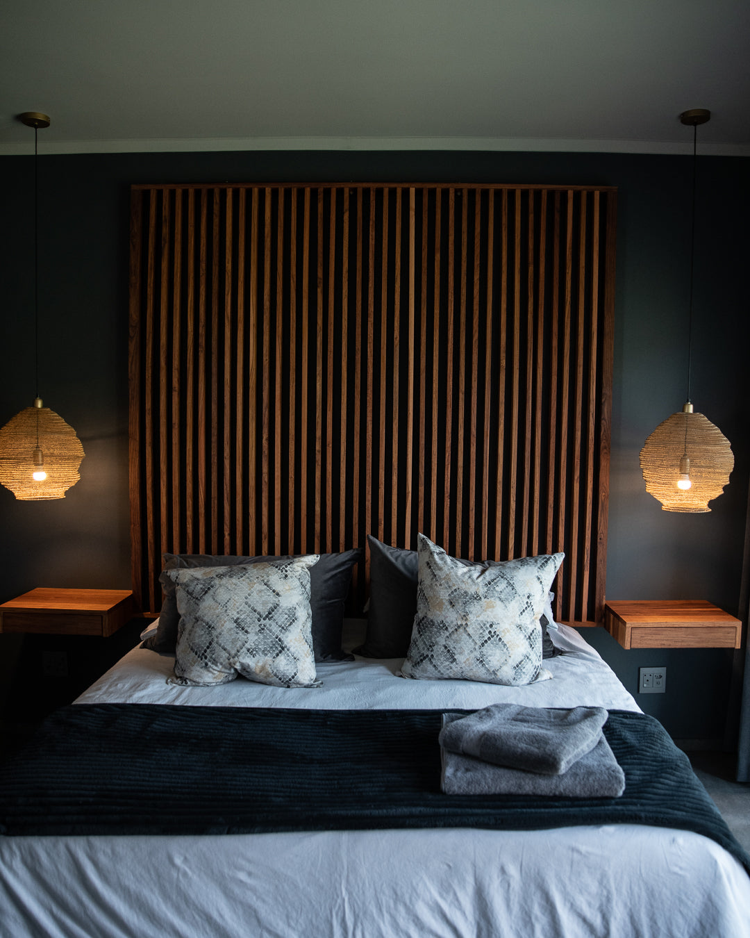 Bee Headboard & Nightstand Set